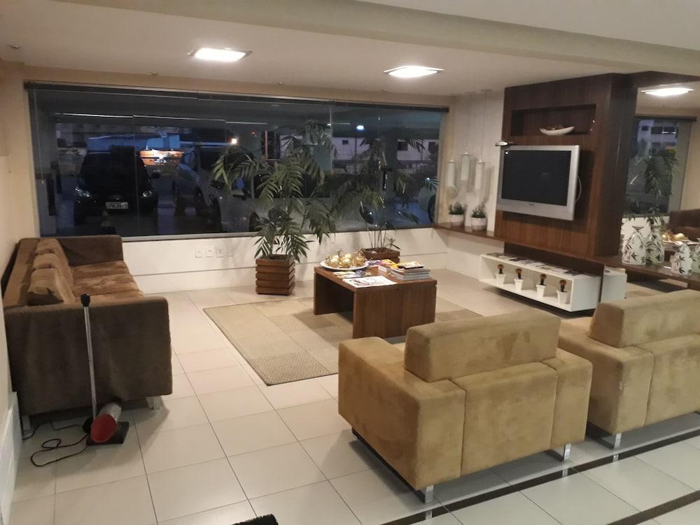 Delupo Hotel - Livin Studios Крисиума Экстерьер фото
