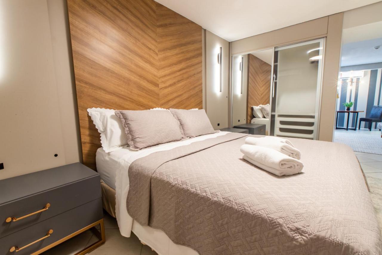Delupo Hotel - Livin Studios Крисиума Экстерьер фото