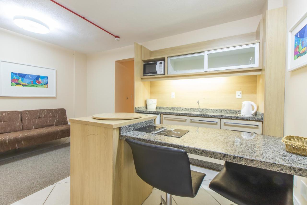 Delupo Hotel - Livin Studios Крисиума Экстерьер фото