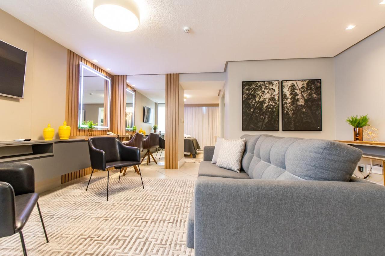 Delupo Hotel - Livin Studios Крисиума Экстерьер фото